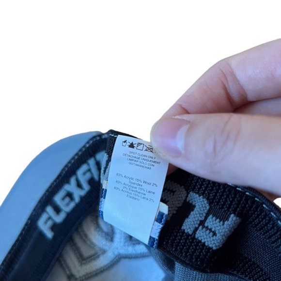 DC Gray Snapback Cap - Picture 6 of 6